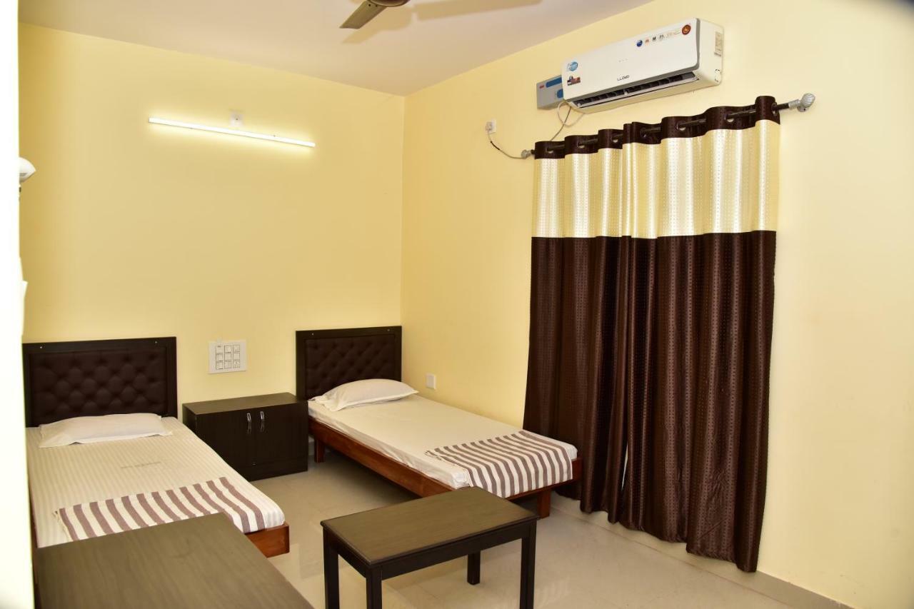Hotel Kola Paradise Bhatkal Exteriör bild